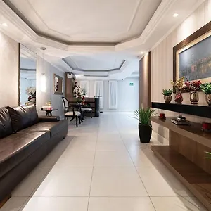 Apto 2q C/ Garagem E Churrasq. 450m Do Mar Ean503 Balneário Camboriú